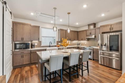 317 Verandah Avenue Novato CA 94945
