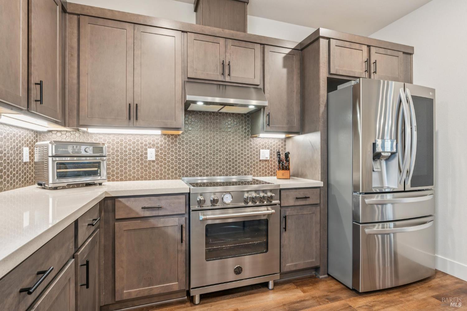 317 Verandah Avenue Novato CA 94945