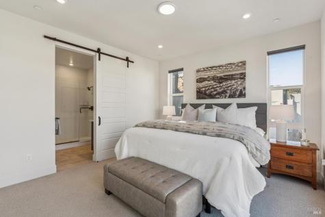 317 Verandah Avenue Novato CA 94945