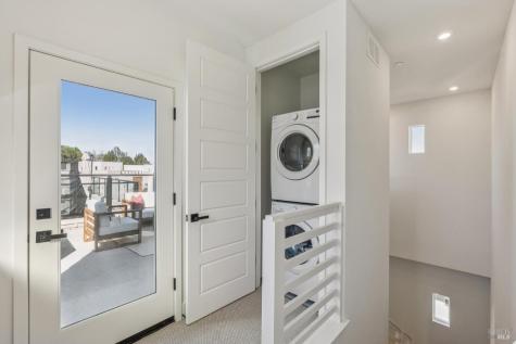 317 Verandah Avenue Novato CA 94945