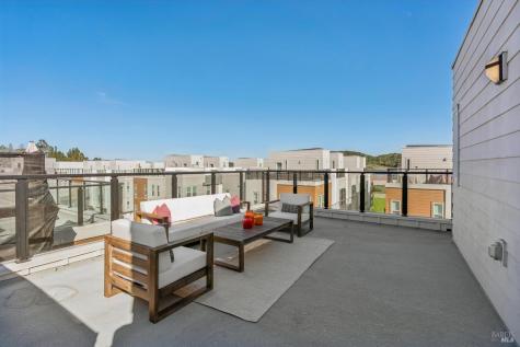317 Verandah Avenue Novato CA 94945