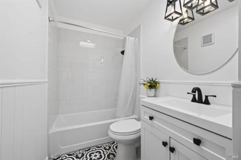 1742 Mission Boulevard Santa Rosa CA 95409