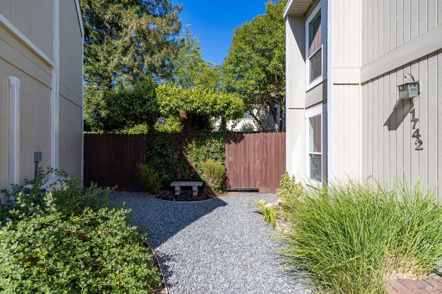 1742 Mission Boulevard Santa Rosa CA 95409