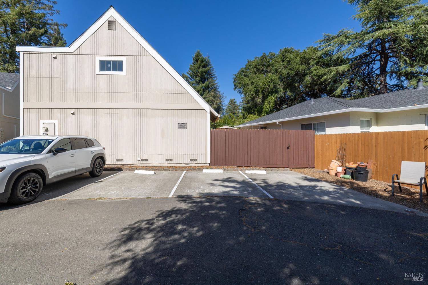 1742 Mission Boulevard Santa Rosa CA 95409