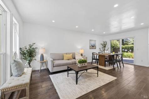 1742 Mission Boulevard Santa Rosa CA 95409