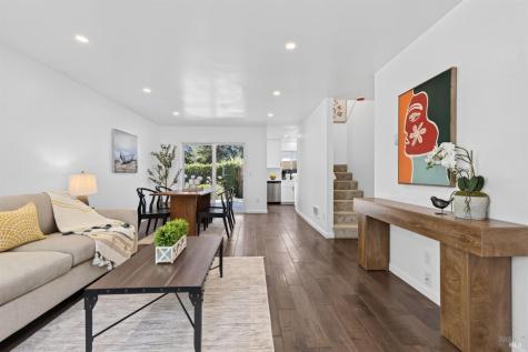 1742 Mission Boulevard Santa Rosa CA 95409