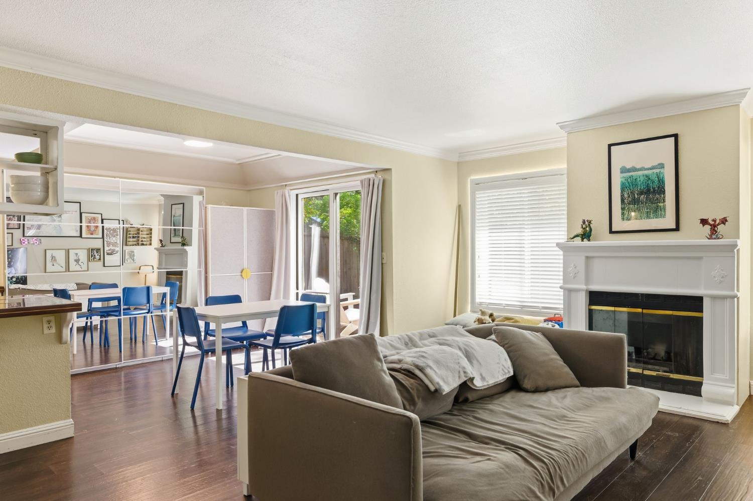 1140 Larkin Way Sacramento CA 95818