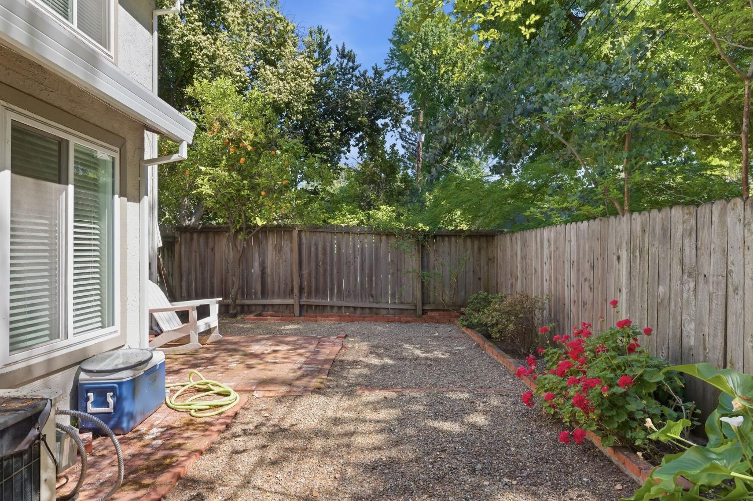 1140 Larkin Way Sacramento CA 95818
