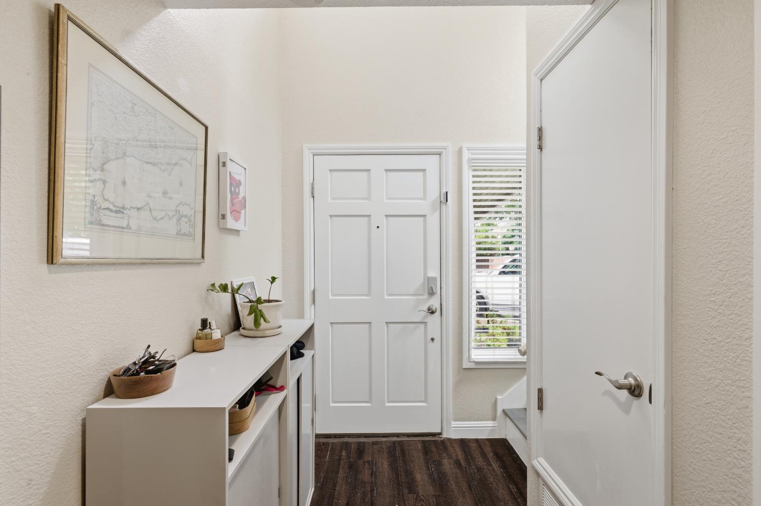 1140 Larkin Way Sacramento CA 95818