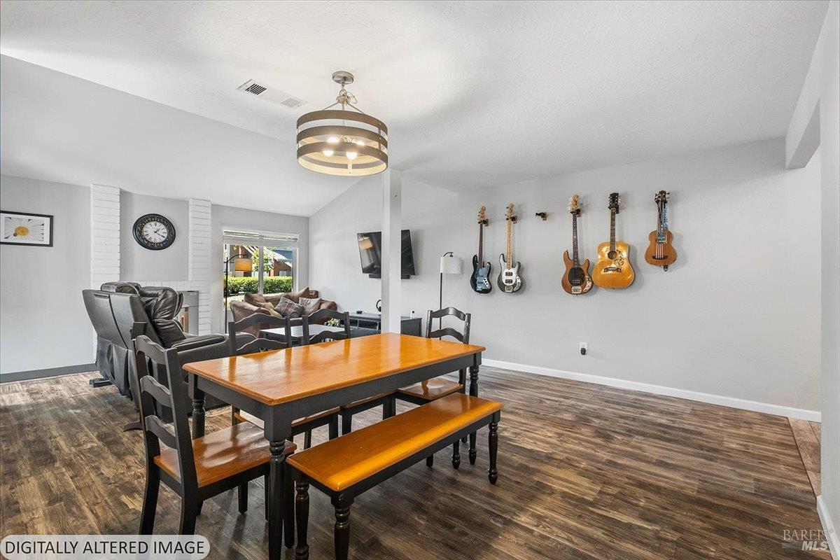 3005 Aurora Court Santa Rosa CA 95405
