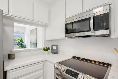 20 Corte Real Greenbrae CA 94904