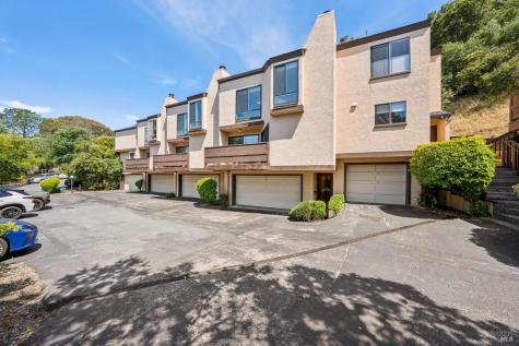 20 Corte Real Greenbrae CA 94904