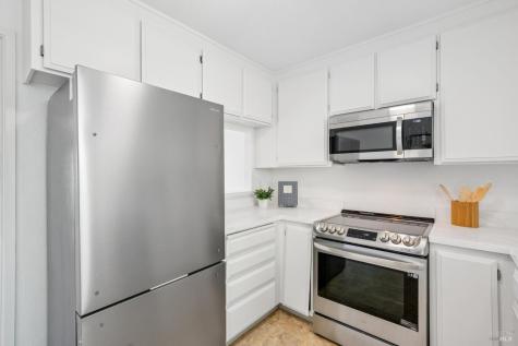 20 Corte Real Greenbrae CA 94904