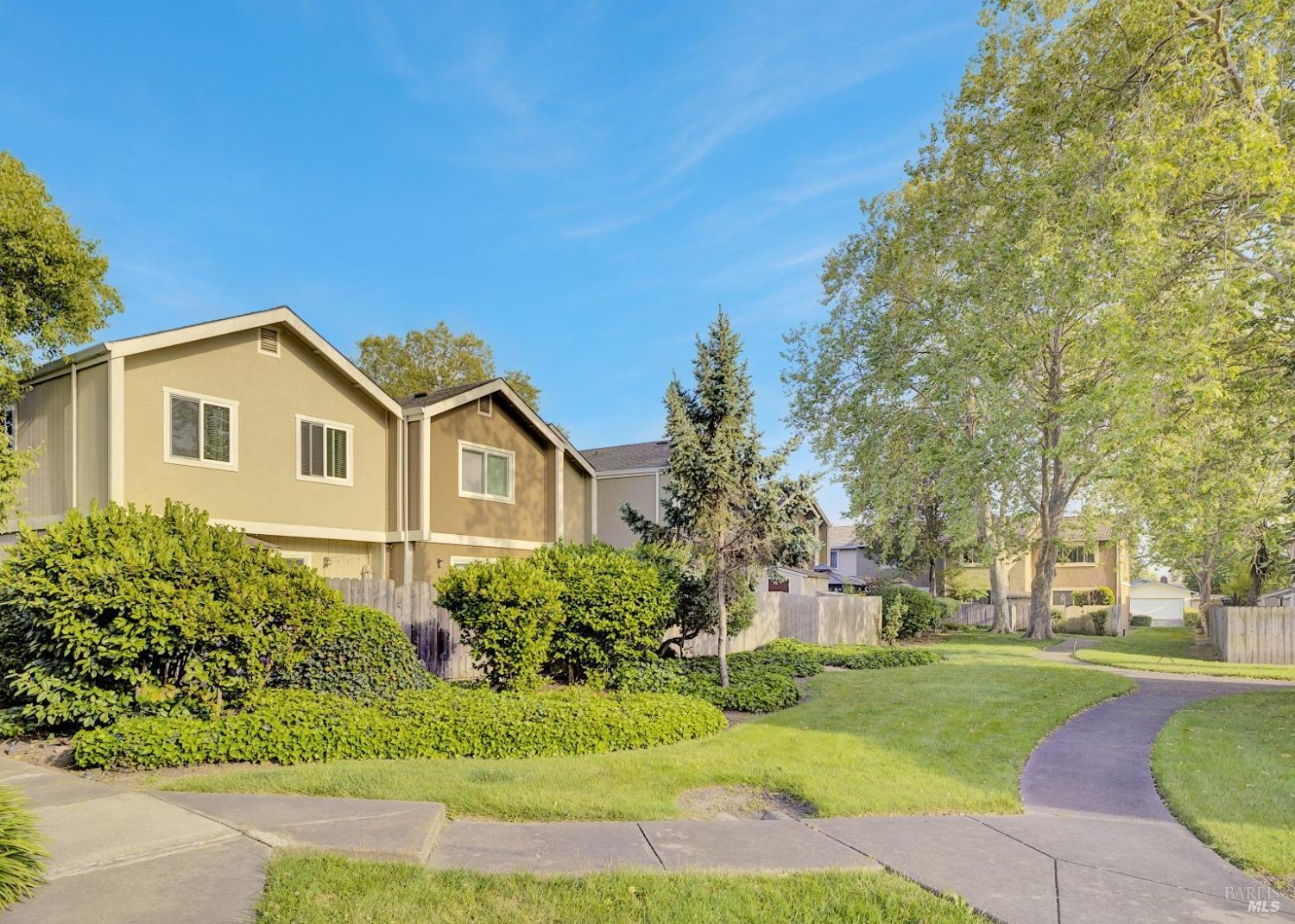 566 Santa Alicia Drive Rohnert Park CA 94928