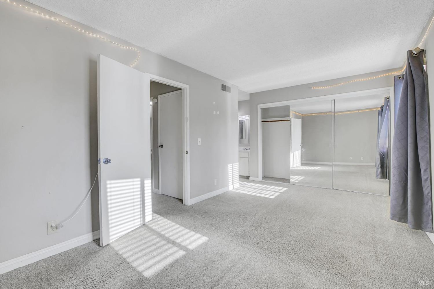 566 Santa Alicia Drive Rohnert Park CA 94928