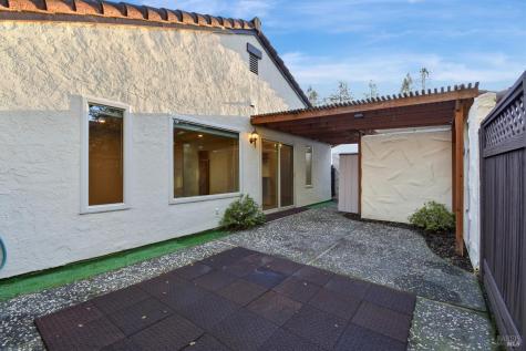 809 Shady Oak Drive Santa Rosa CA 95404