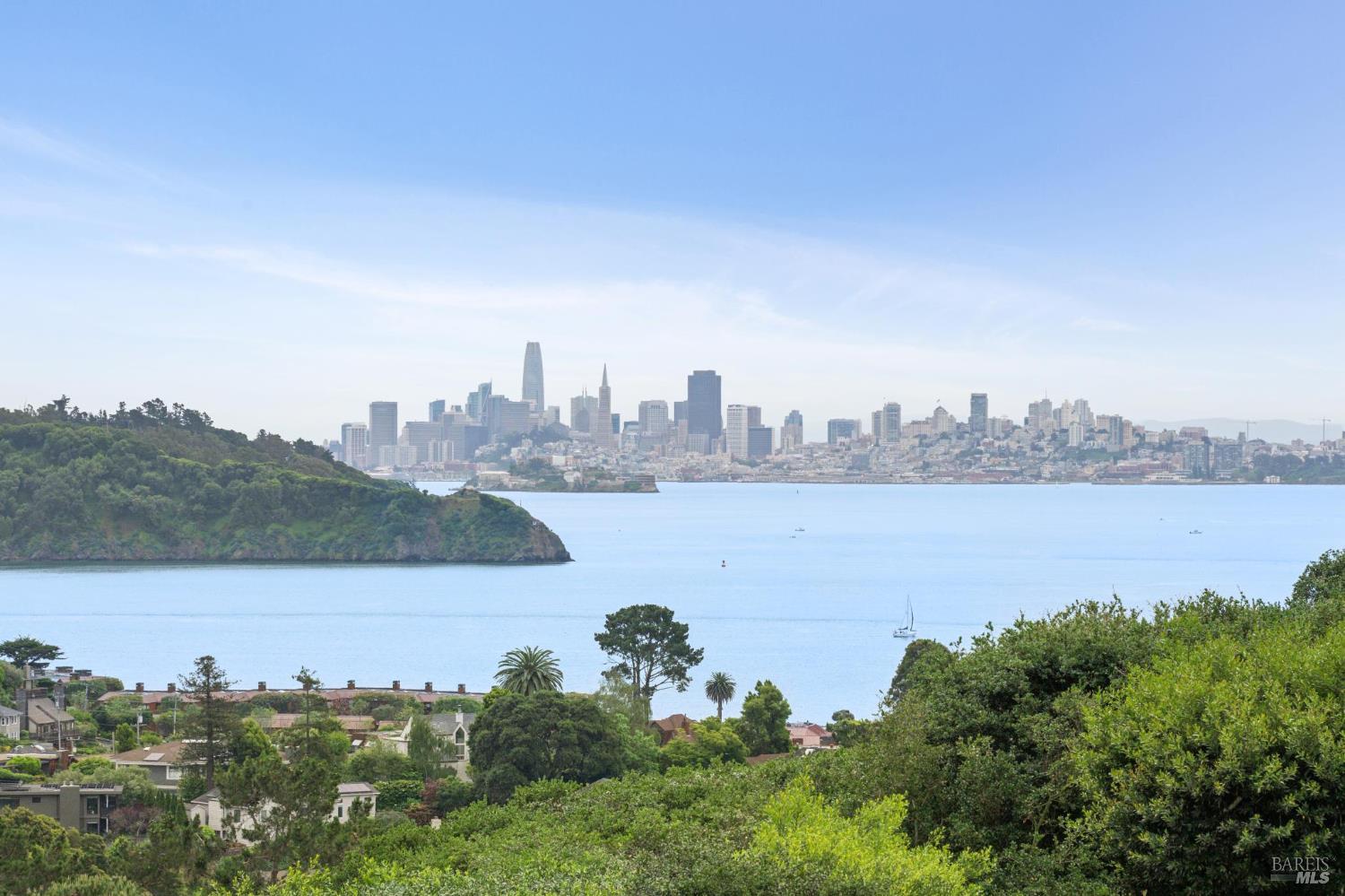 121 Red Hill Circle Tiburon CA 94920