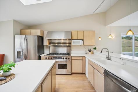 121 Red Hill Circle Tiburon CA 94920