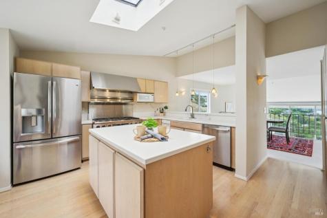 121 Red Hill Circle Tiburon CA 94920