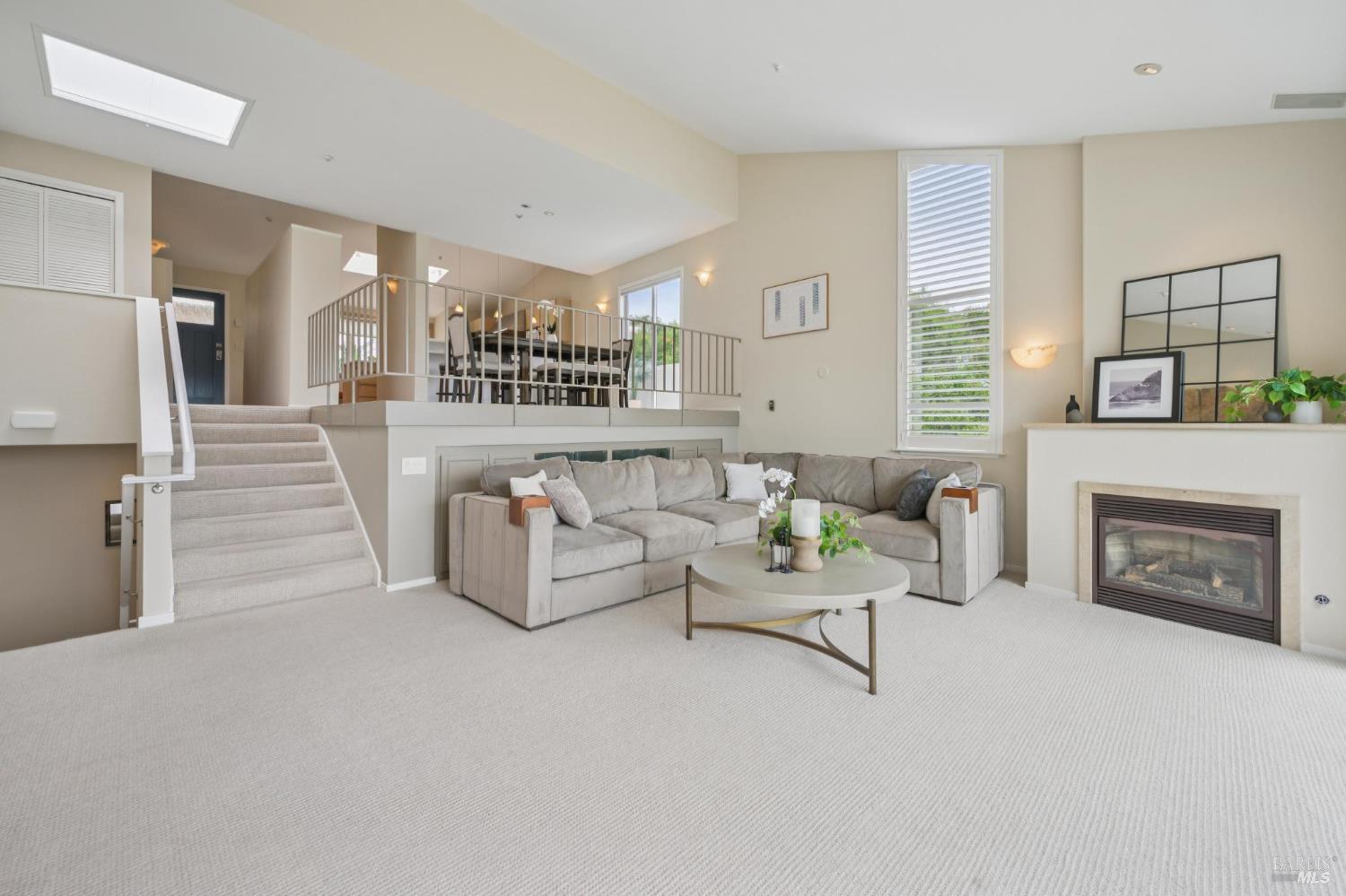 121 Red Hill Circle Tiburon CA 94920