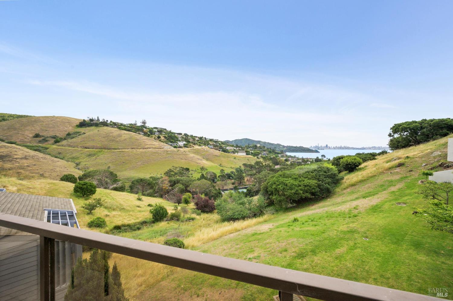 121 Red Hill Circle Tiburon CA 94920