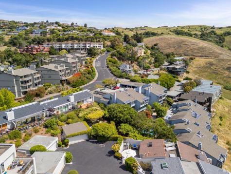121 Red Hill Circle Tiburon CA 94920