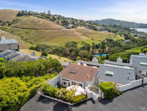 121 Red Hill Circle Tiburon CA 94920