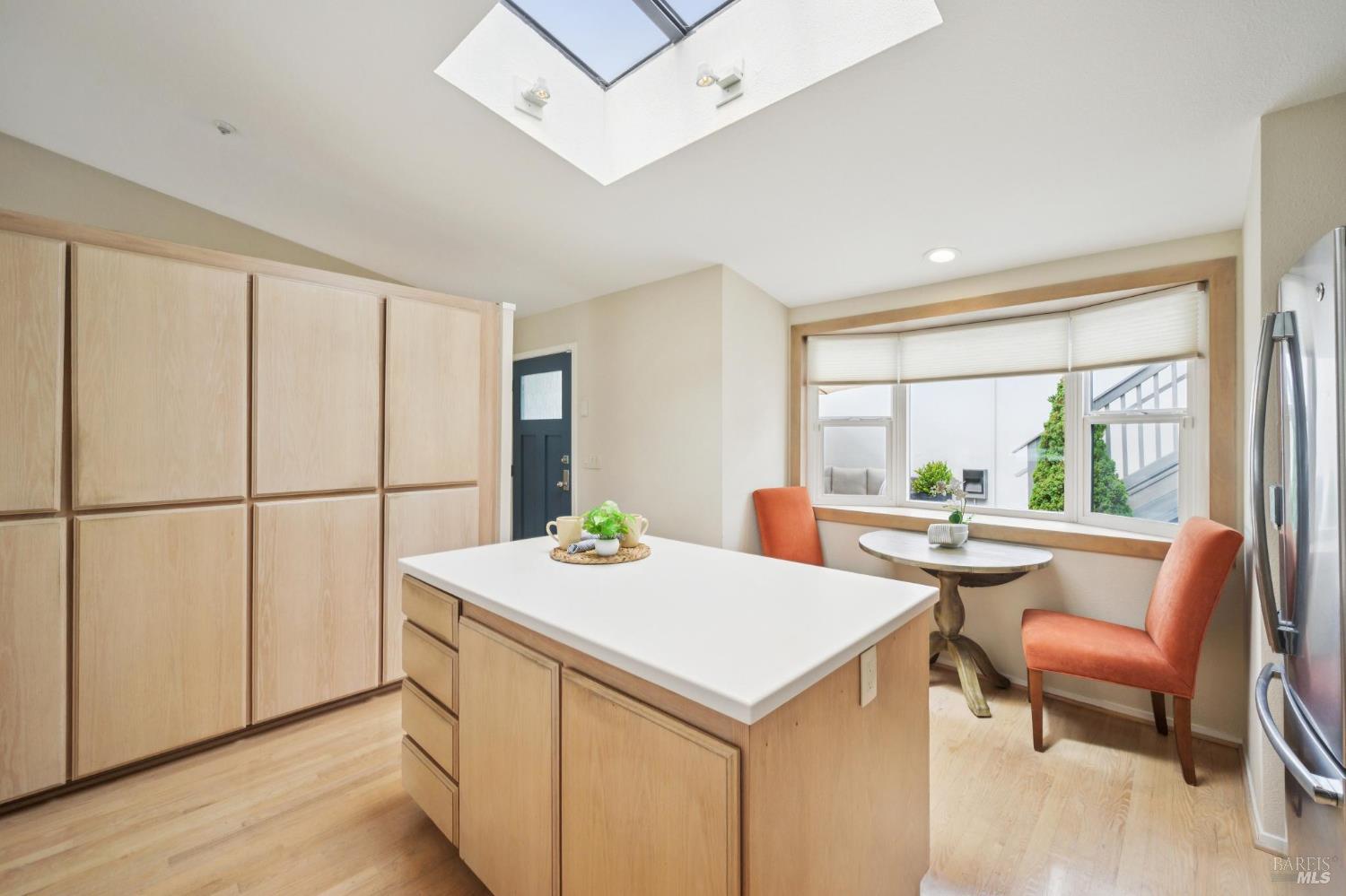 121 Red Hill Circle Tiburon CA 94920