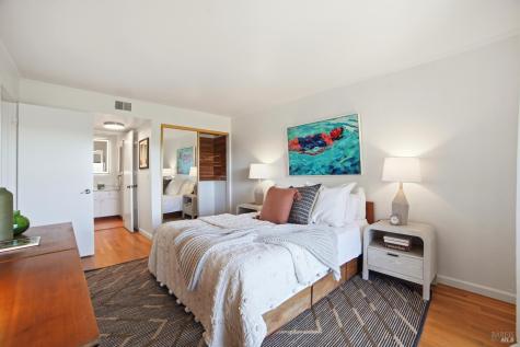 16 Chaucer Court Mill Valley CA 94941