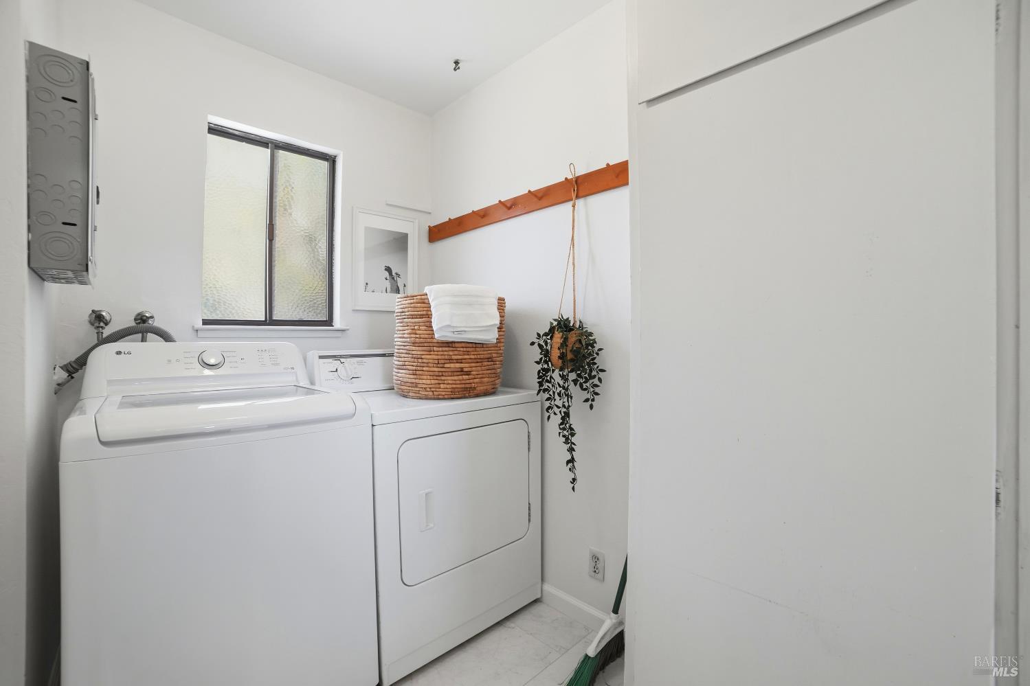 16 Chaucer Court Mill Valley CA 94941