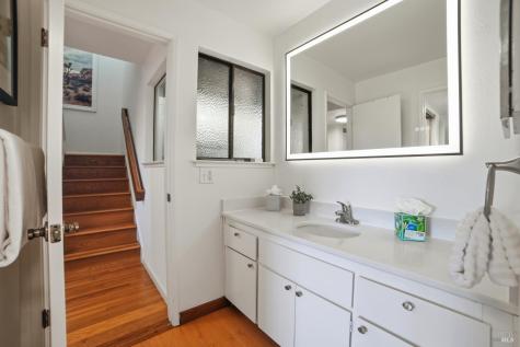 16 Chaucer Court Mill Valley CA 94941