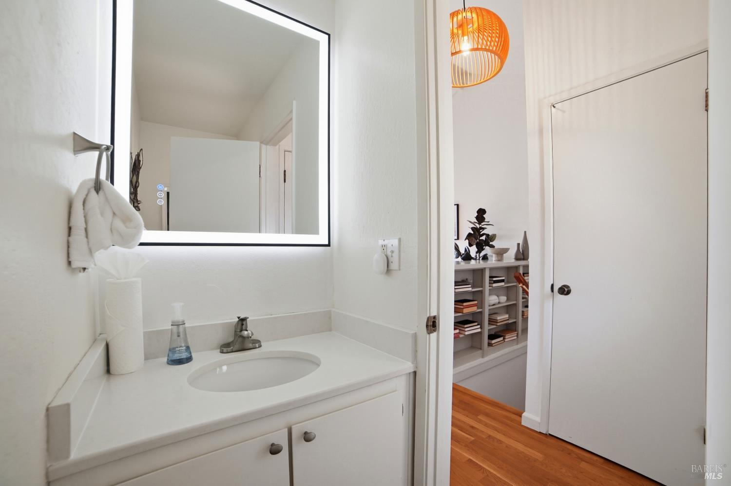 16 Chaucer Court Mill Valley CA 94941