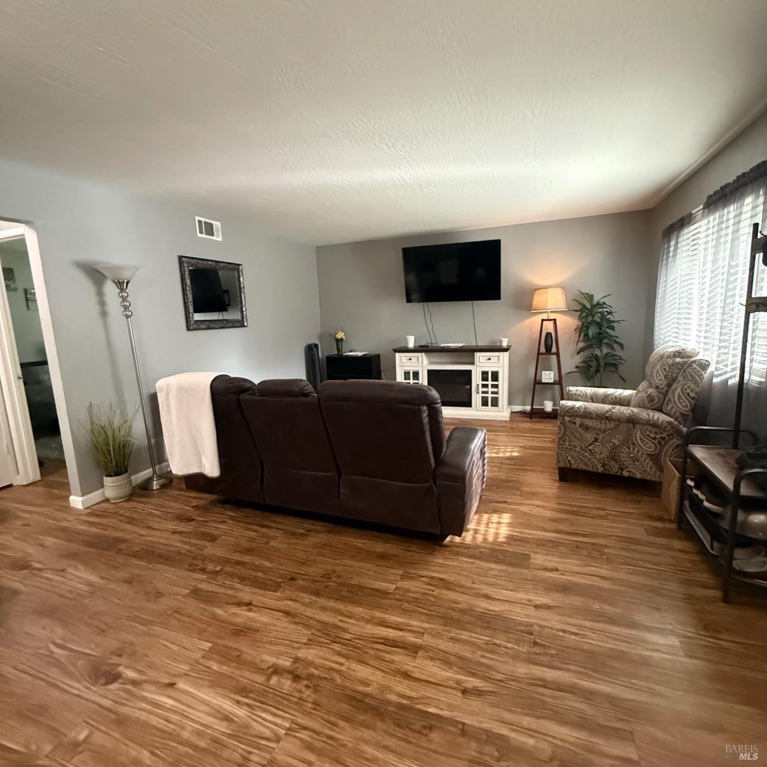 1949 Northwood Drive Vacaville CA 95687