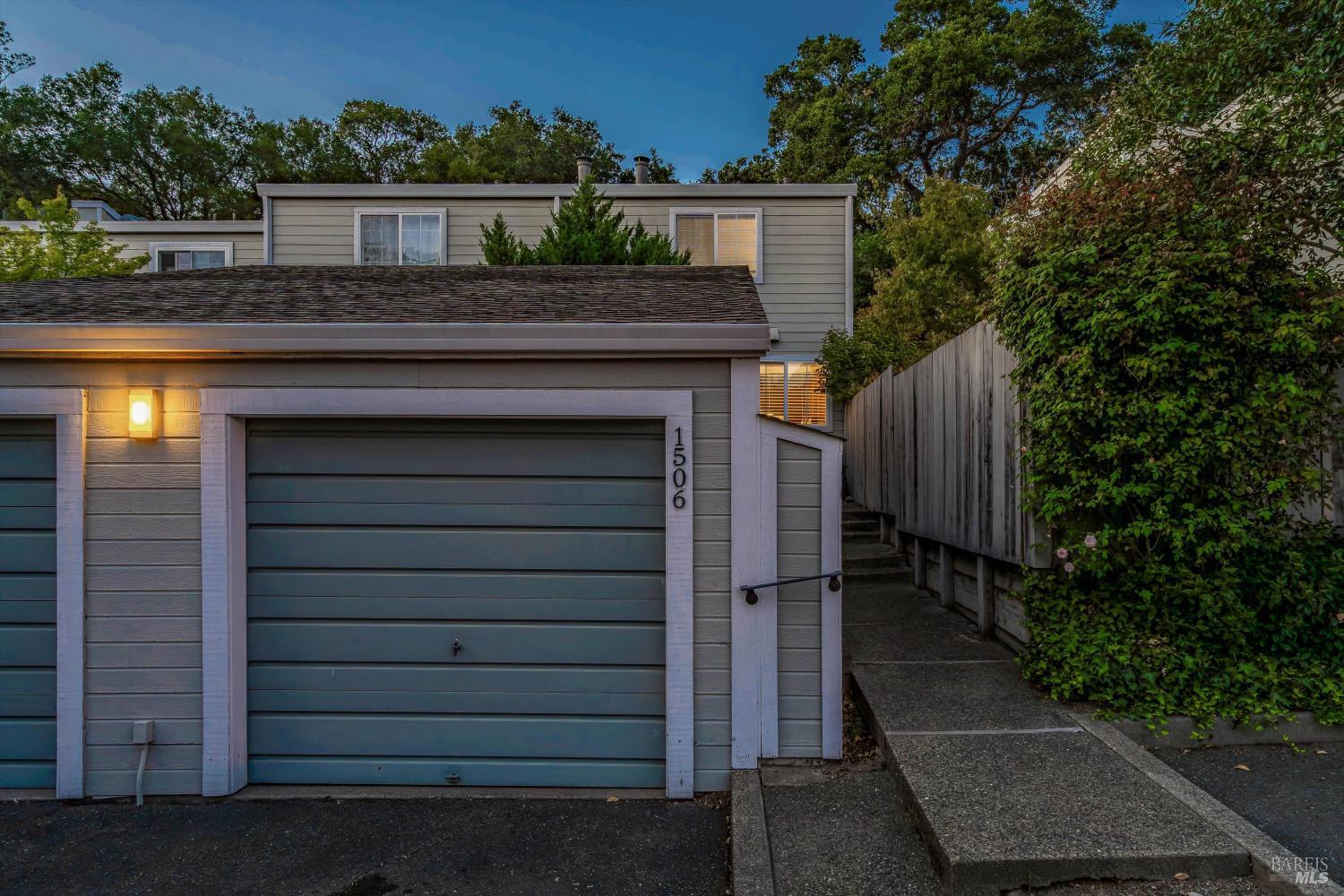 1506 Townview Avenue Santa Rosa CA 95405