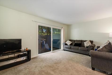 1506 Townview Avenue Santa Rosa CA 95405