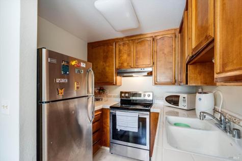 1506 Townview Avenue Santa Rosa CA 95405