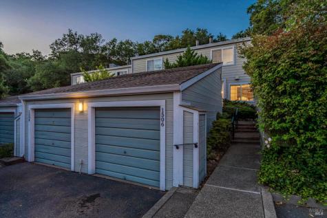 1506 Townview Avenue Santa Rosa CA 95405
