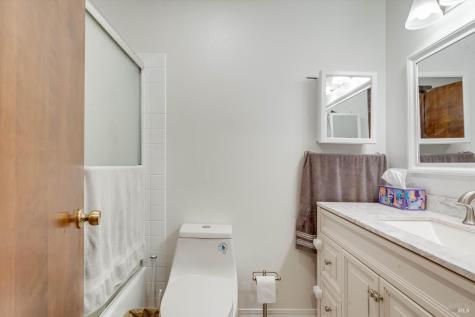 1506 Townview Avenue Santa Rosa CA 95405