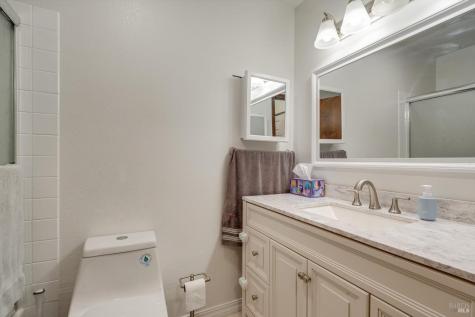 1506 Townview Avenue Santa Rosa CA 95405