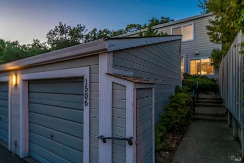 1506 Townview Avenue Santa Rosa CA 95405