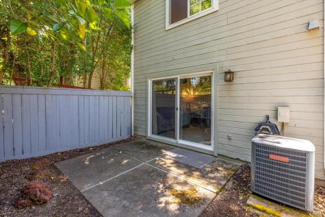 1506 Townview Avenue Santa Rosa CA 95405