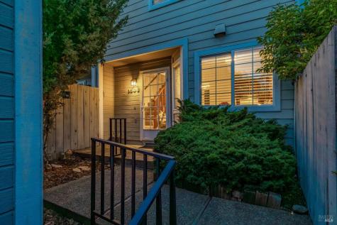 1506 Townview Avenue Santa Rosa CA 95405
