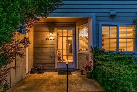 1506 Townview Avenue Santa Rosa CA 95405