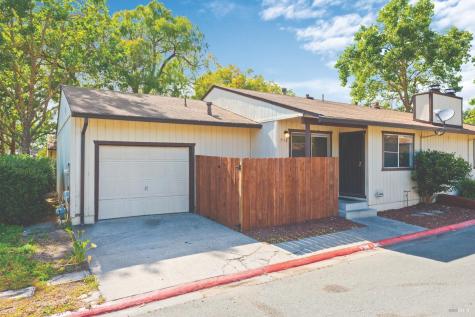 754 Agnew Place Santa Rosa CA 95401