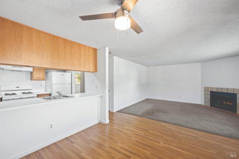 754 Agnew Place Santa Rosa CA 95401