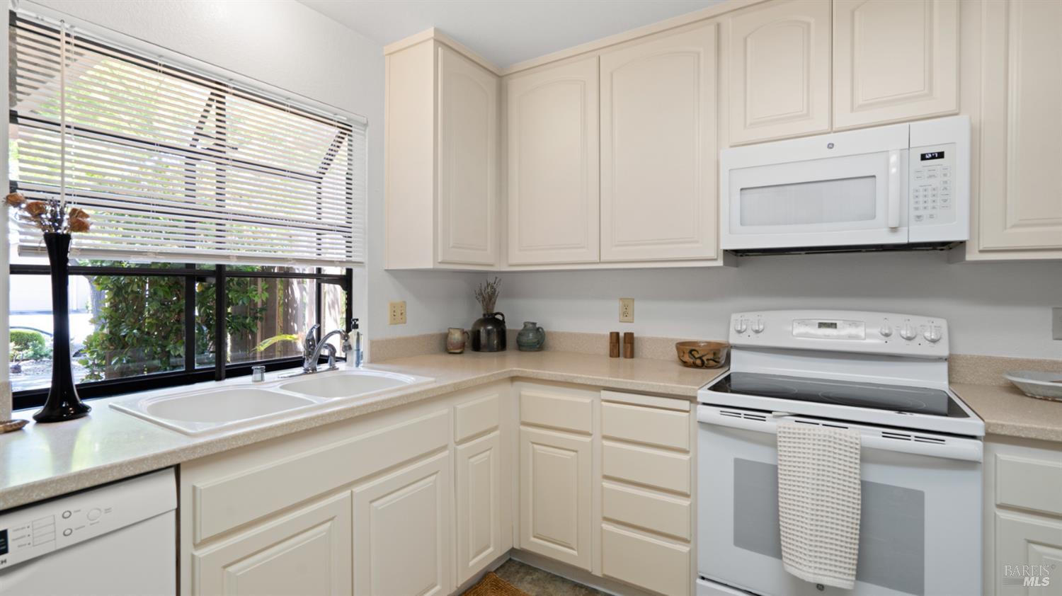 1297 Grove Circle Benicia CA 94510