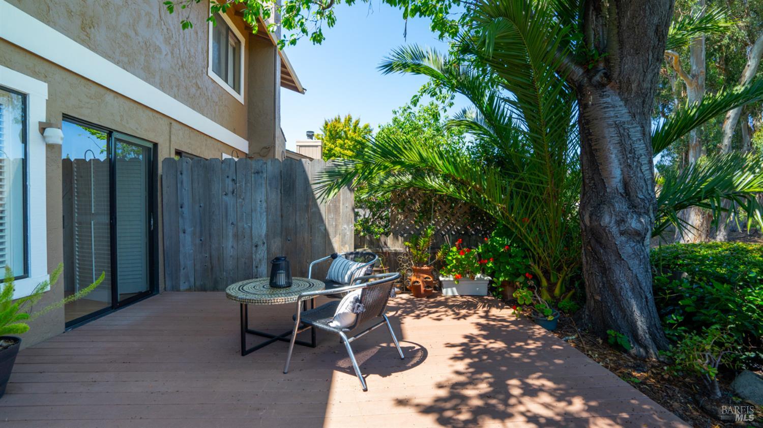 1297 Grove Circle Benicia CA 94510