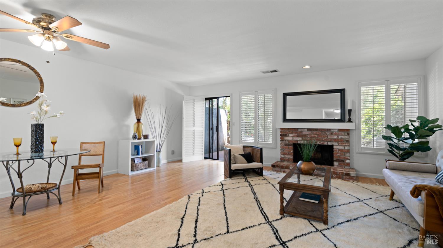 1297 Grove Circle Benicia CA 94510
