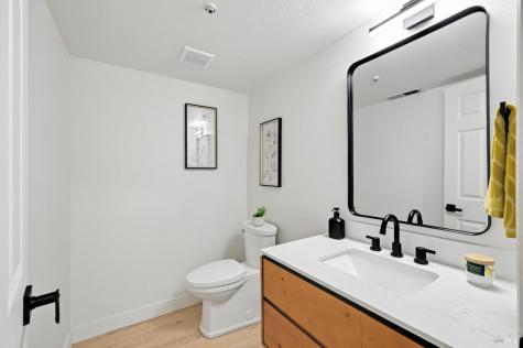 409 North Street Healdsburg CA 95448