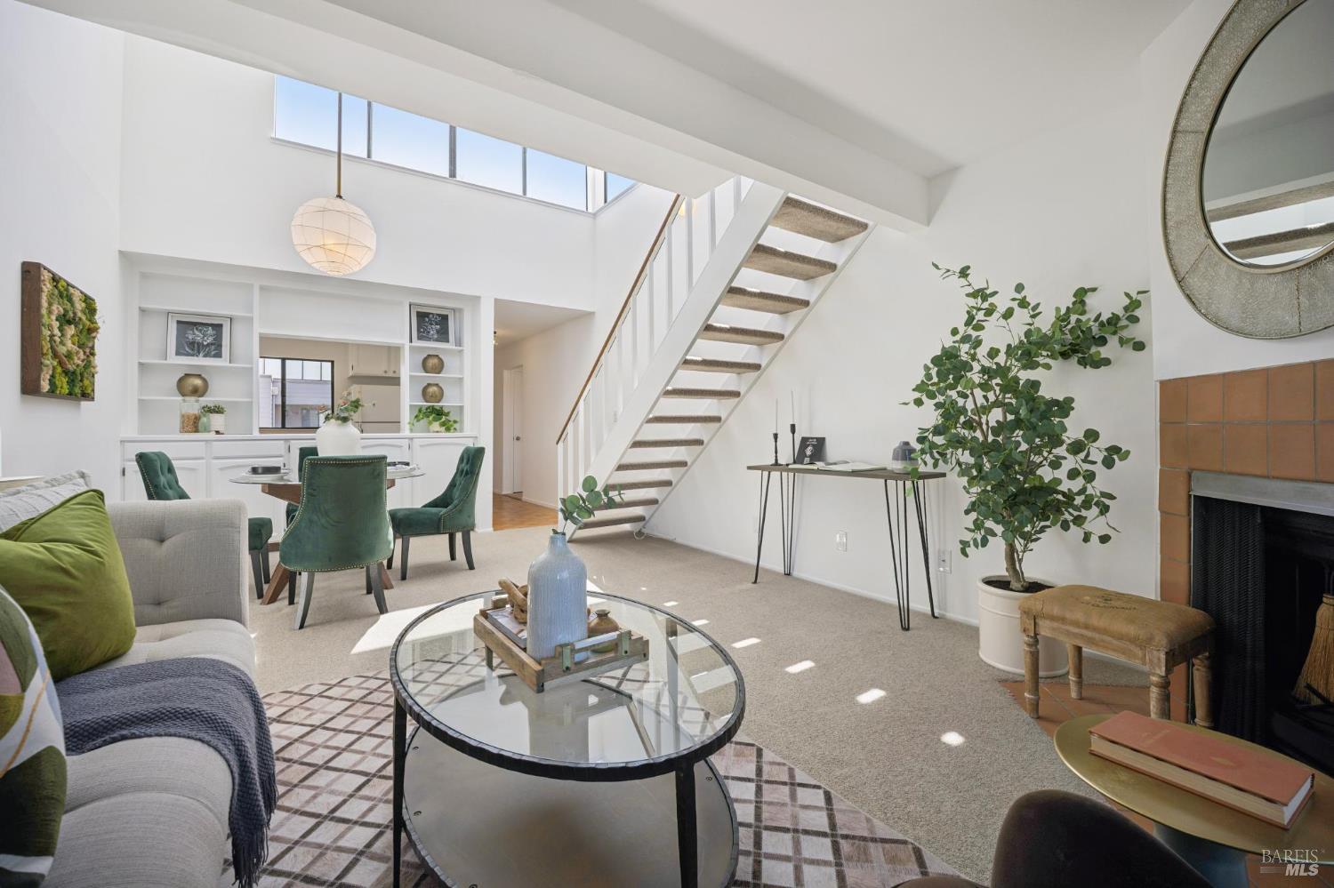 908 Via Casitas Greenbrae CA 94904